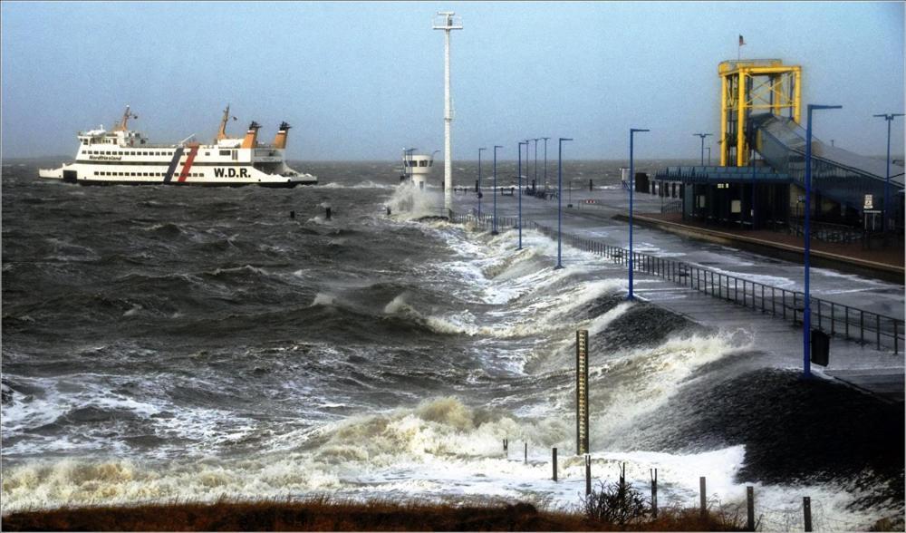 Strandhotel Dagebuell Direkt An Der Nordsee Bagian luar foto