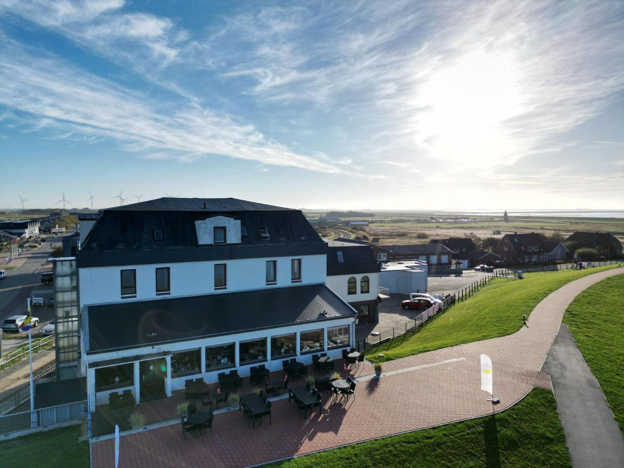 Strandhotel Dagebuell Direkt An Der Nordsee Bagian luar foto