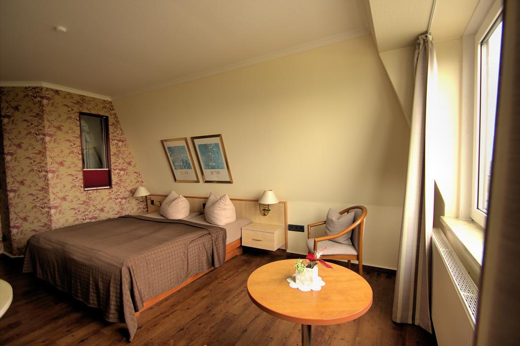 Strandhotel Dagebuell Direkt An Der Nordsee Bagian luar foto
