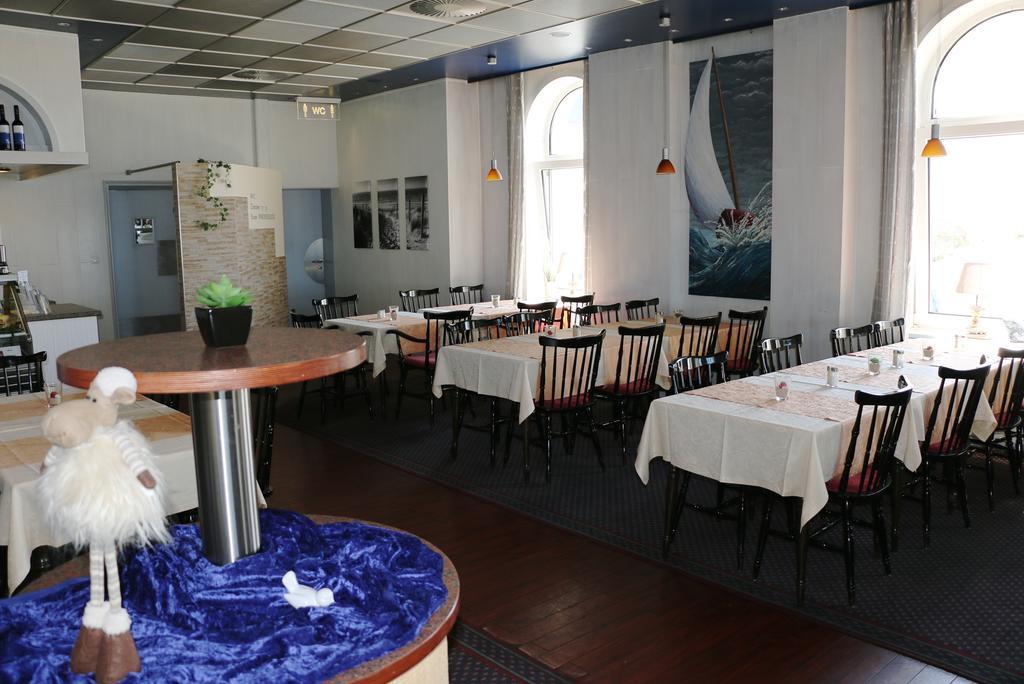 Strandhotel Dagebuell Direkt An Der Nordsee Bagian luar foto