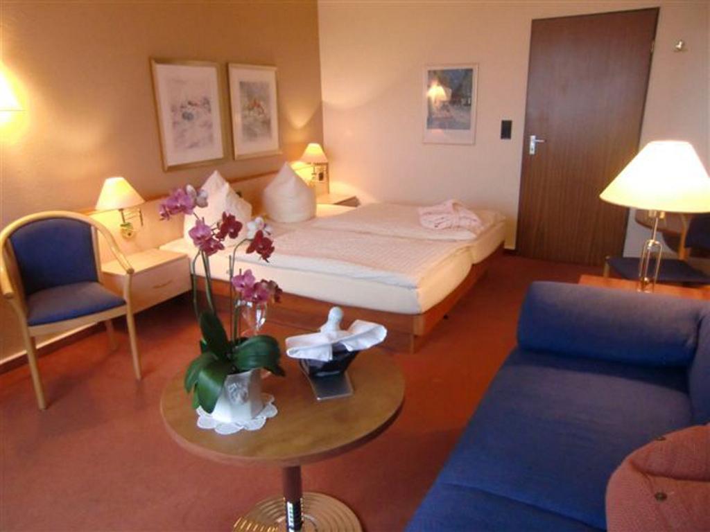 Strandhotel Dagebuell Direkt An Der Nordsee Bagian luar foto