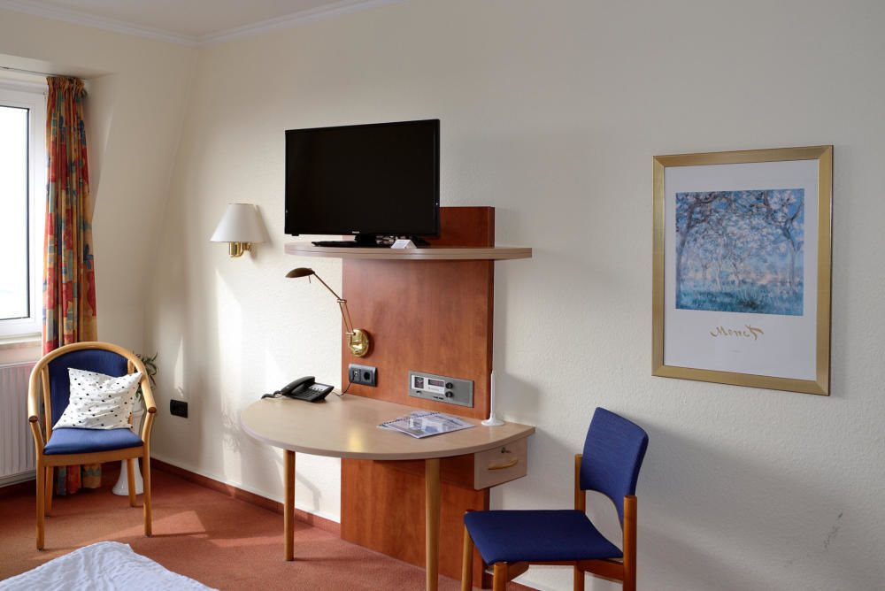 Strandhotel Dagebuell Direkt An Der Nordsee Bagian luar foto